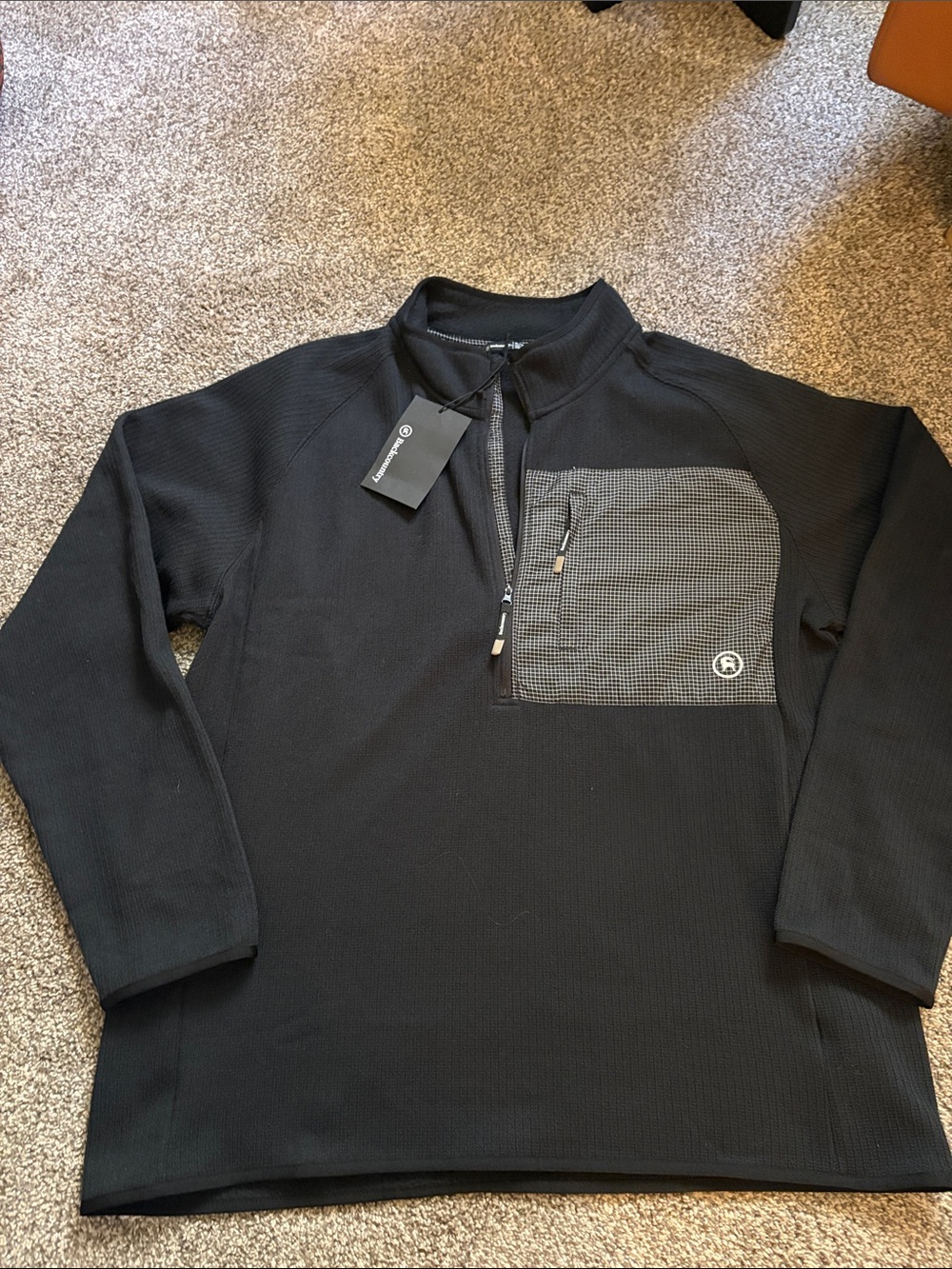 NWT Backcountry Black Fleece Pullover with Contrast Trim